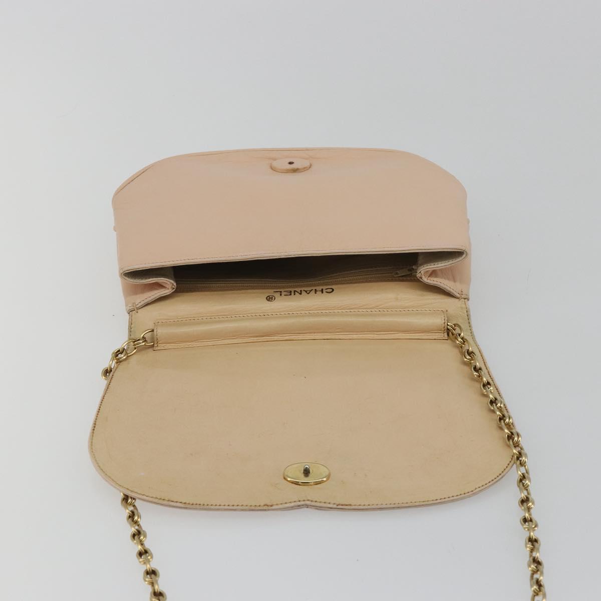 CHANEL Chain Shoulder Bag Leather Beige Gold CC Auth bs35821