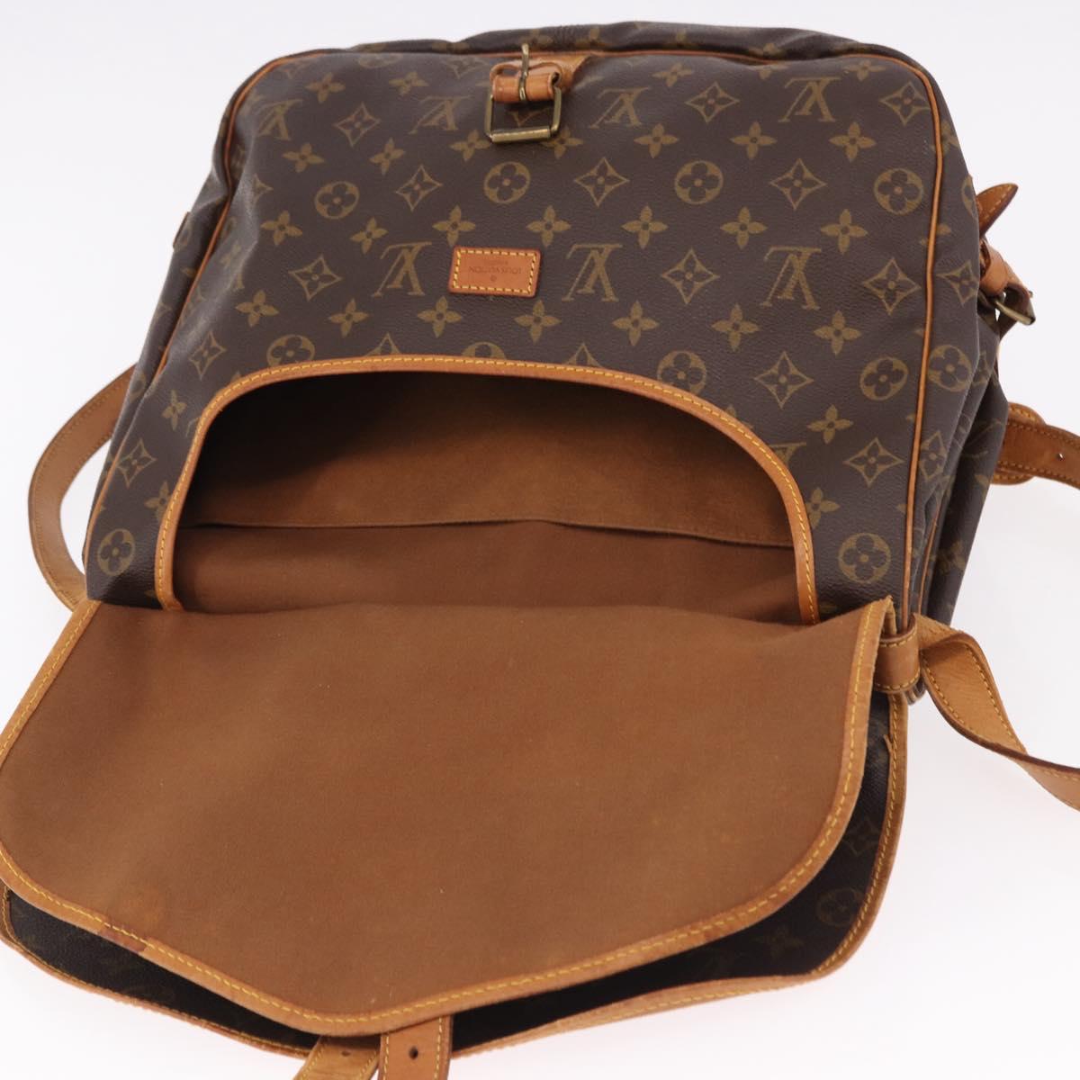 LOUIS VUITTON Monogram Saumur 35 Shoulder Bag M42254 LV Auth bs35853