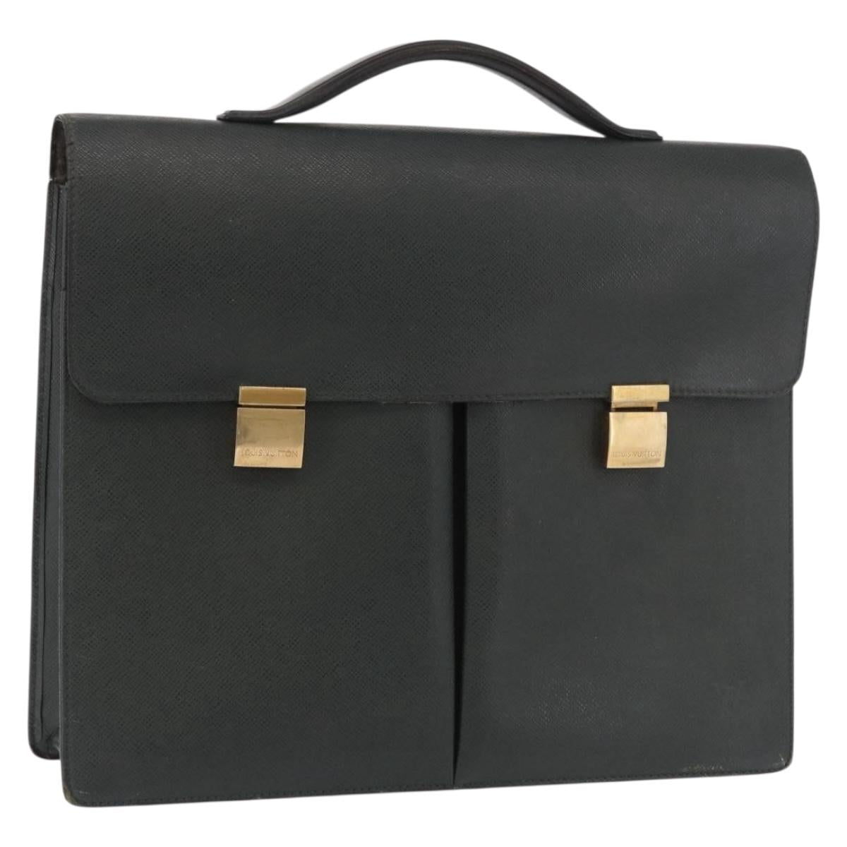 LOUIS VUITTON Taiga Serviette Kazan Business Bag Epicea M30804 LV Auth bs36014