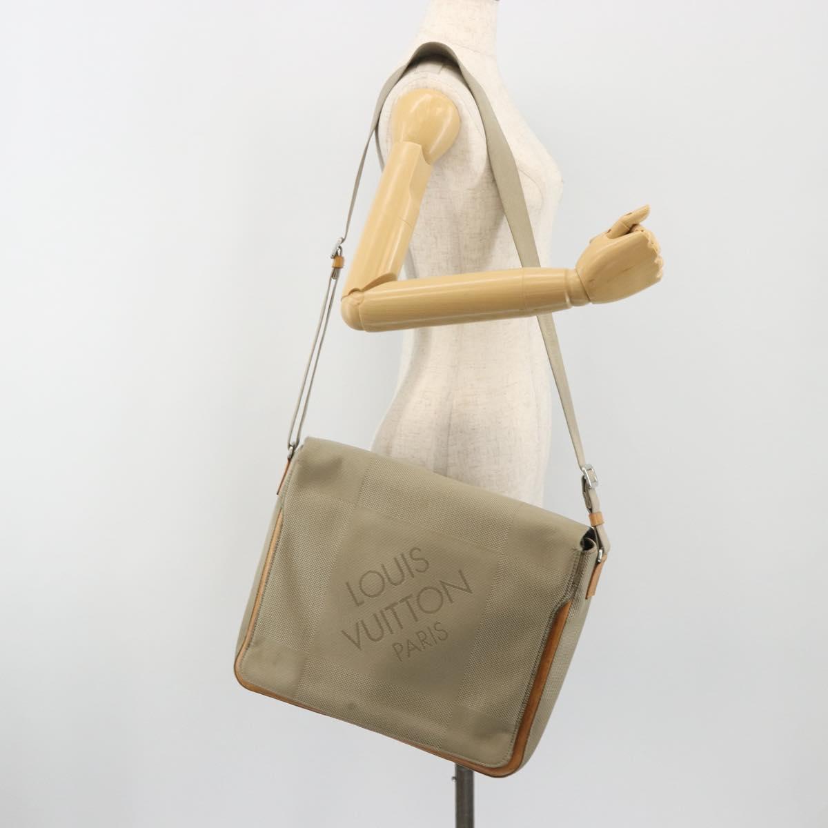 LOUIS VUITTON Damier Geant Messager Bag Terre Domble M93031 LV Auth bs36034
