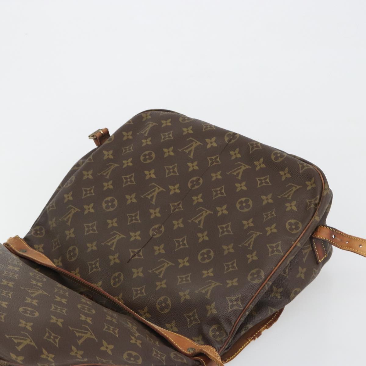 LOUIS VUITTON Monogram Saumur 35 Shoulder Bag M42254 LV Auth bs36035