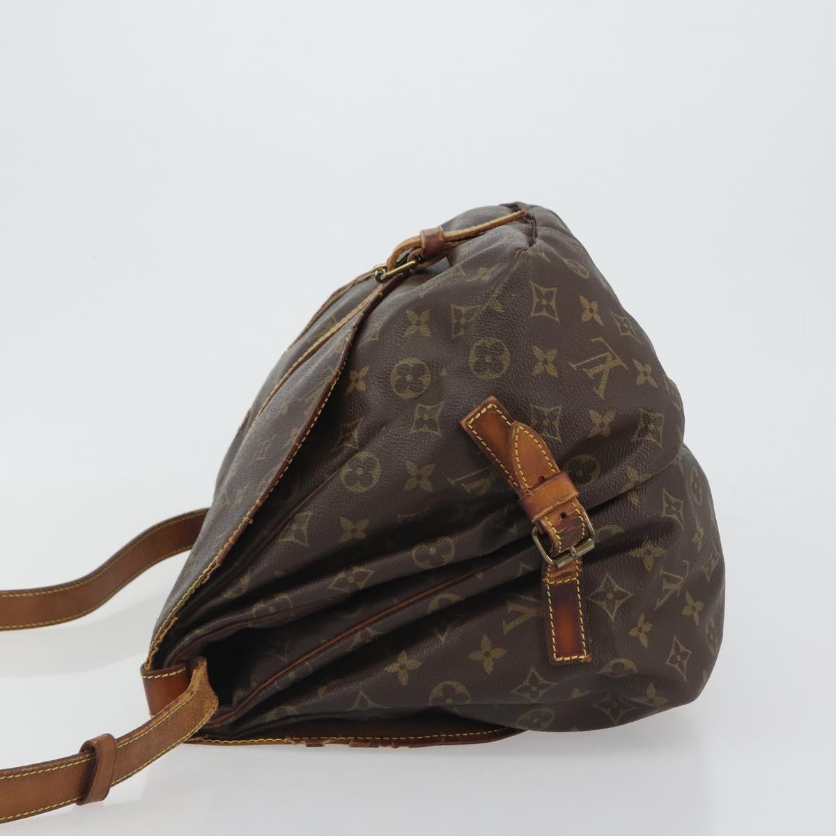 LOUIS VUITTON Monogram Saumur 35 Shoulder Bag M42254 LV Auth bs36035