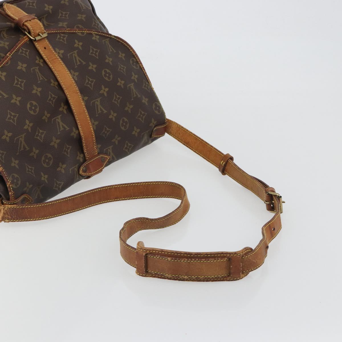 LOUIS VUITTON Monogram Saumur 35 Shoulder Bag M42254 LV Auth bs36035