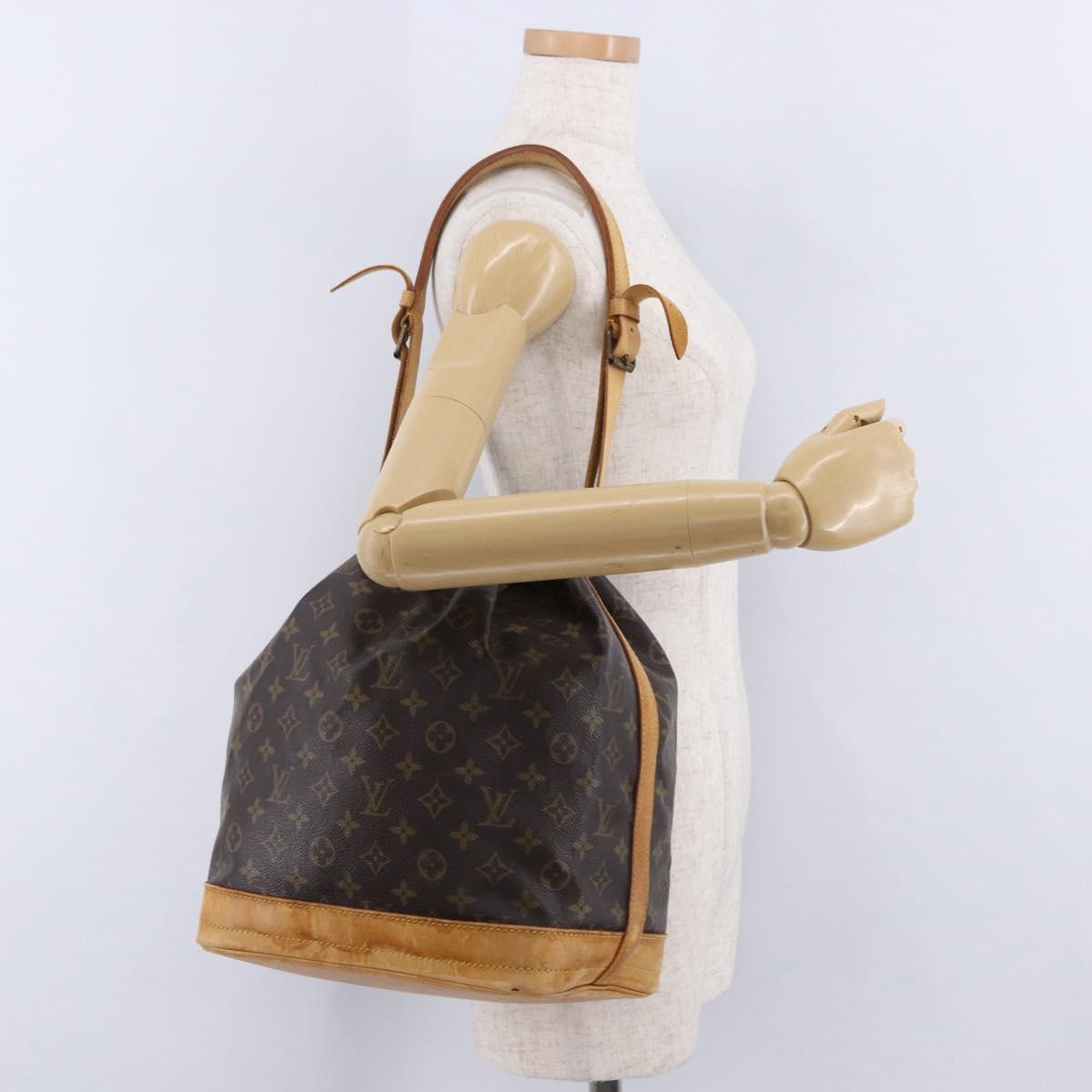 LOUIS VUITTON Monogram Noe Shoulder Bag M42224 LV Auth bs36254