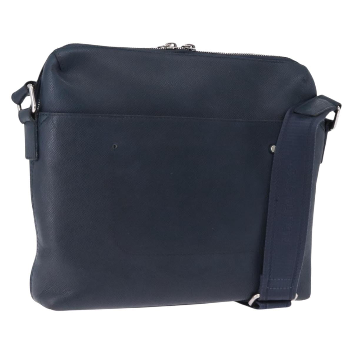 LOUIS VUITTON Taiga Grigri Messenger PM Messenger bag Navy M30236 Auth bs36319