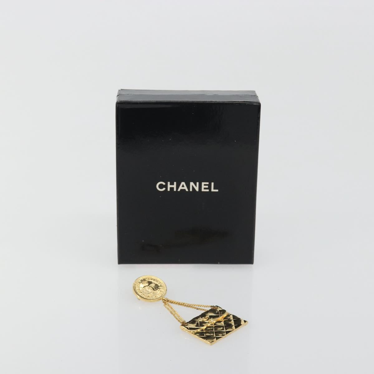 CHANEL Matelasse Brooch Metal Gold Tone CC Auth bs36342
