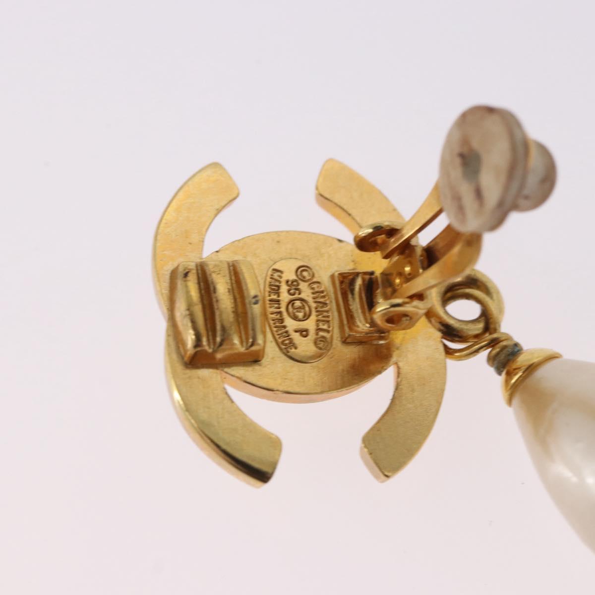 CHANEL Earring Metal Gold Tone CC Auth bs36535V