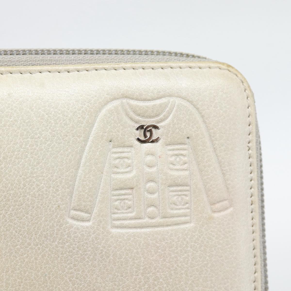 CHANEL Long Wallet Leather Ivory Silver CC Auth bs36634