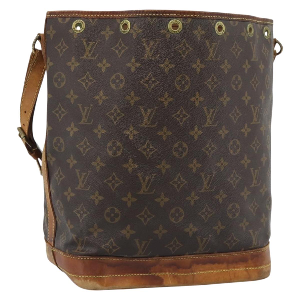 LOUIS VUITTON Monogram Petit Noe Shoulder Bag M42226 LV Auth bs36702