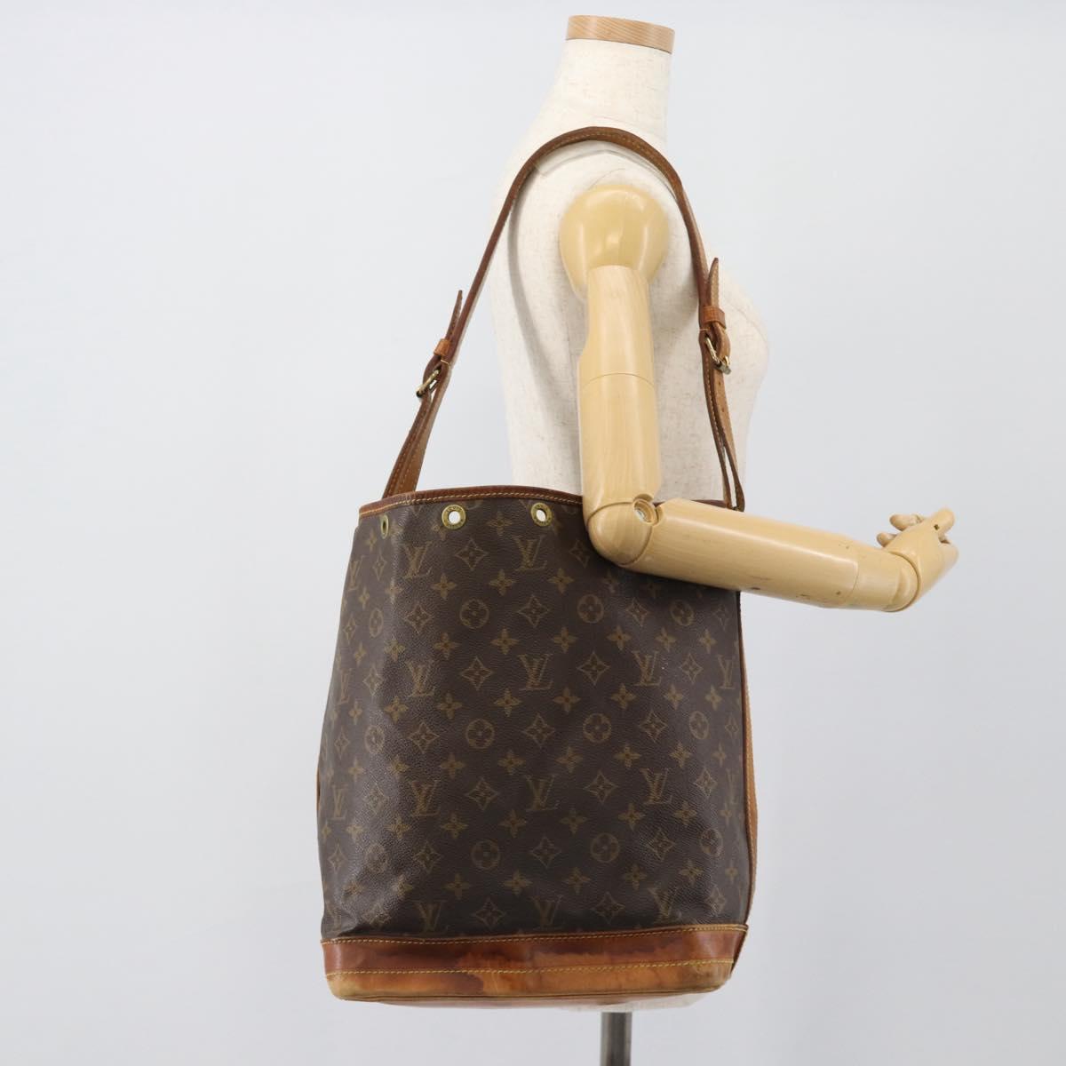 LOUIS VUITTON Monogram Petit Noe Shoulder Bag M42226 LV Auth bs36702
