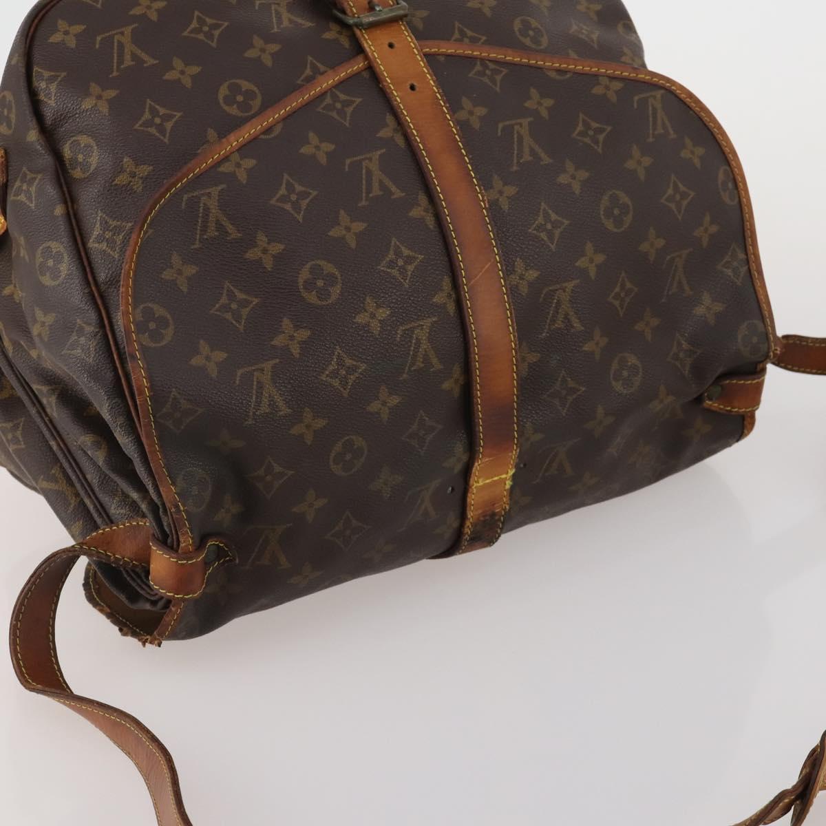LOUIS VUITTON Monogram Saumur 35 Shoulder Bag M42254 LV Auth bs36807