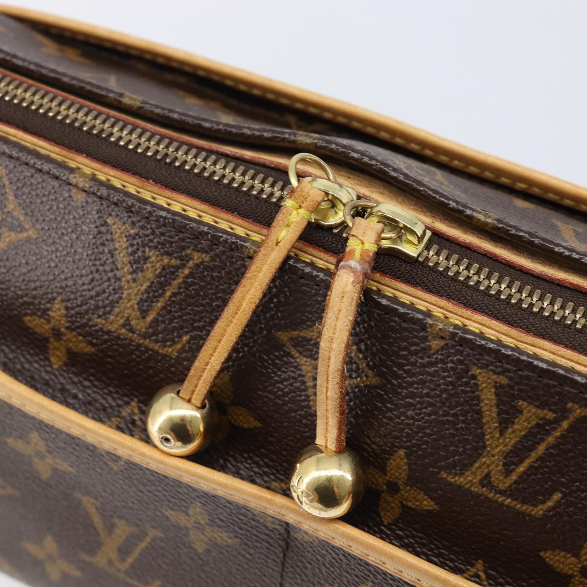 LOUIS VUITTON Monogram Popincourt Long Shoulder Bag M40008 LV Auth bs36841