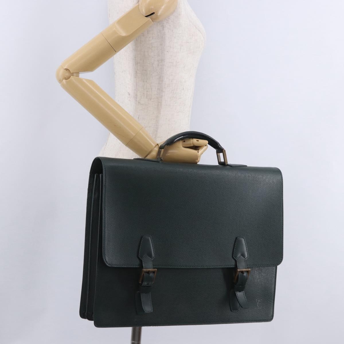 LOUIS VUITTON Taiga Tashkent Business Bag Epicea M30084 LV Auth bs37009