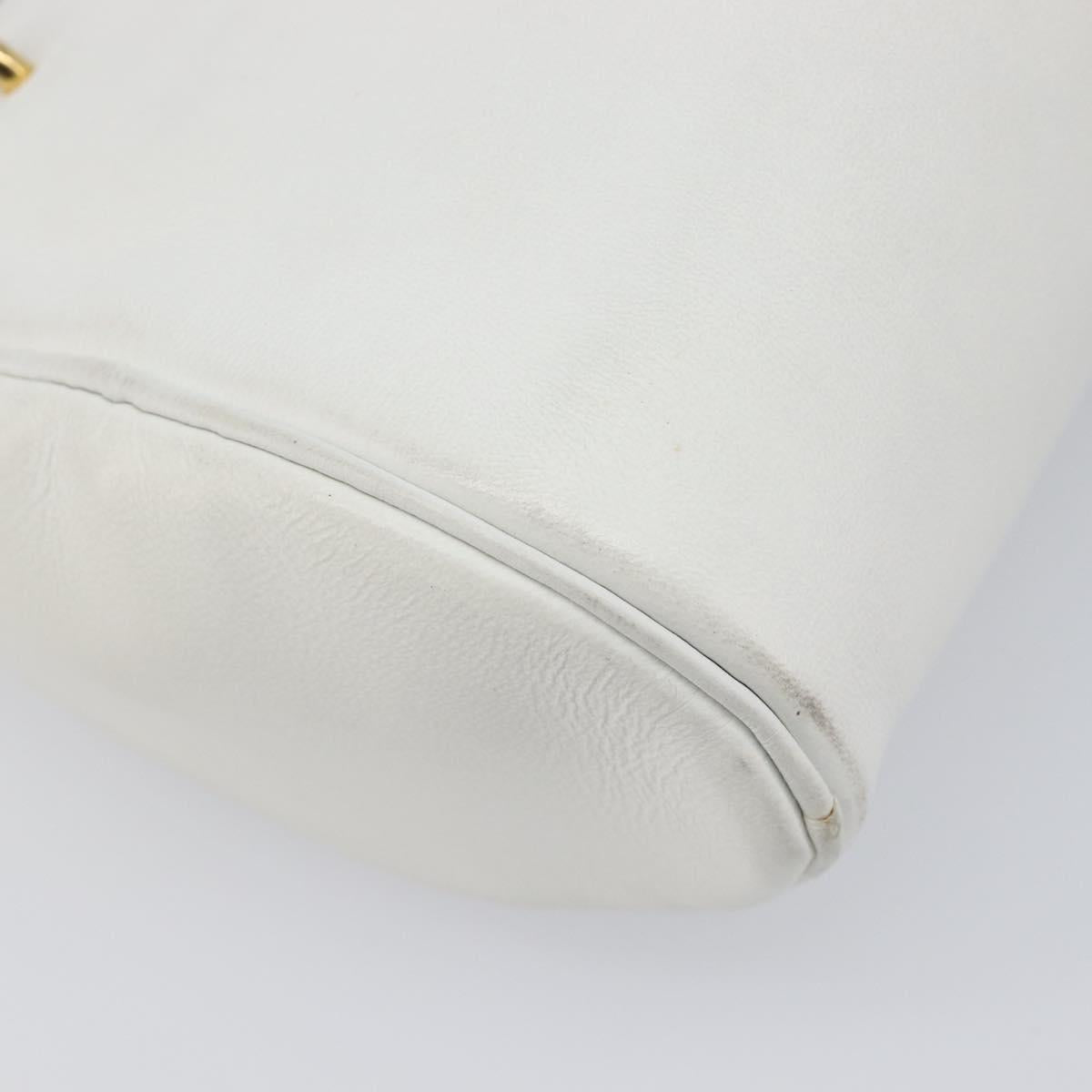Christian Dior Chain Shoulder Bag Leather White Gold Tone Auth bs37056A
