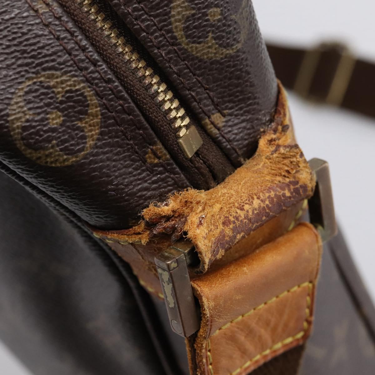 LOUIS VUITTON Monogram Sac Bosphore Hand Bag M40043 LV Auth bs37060