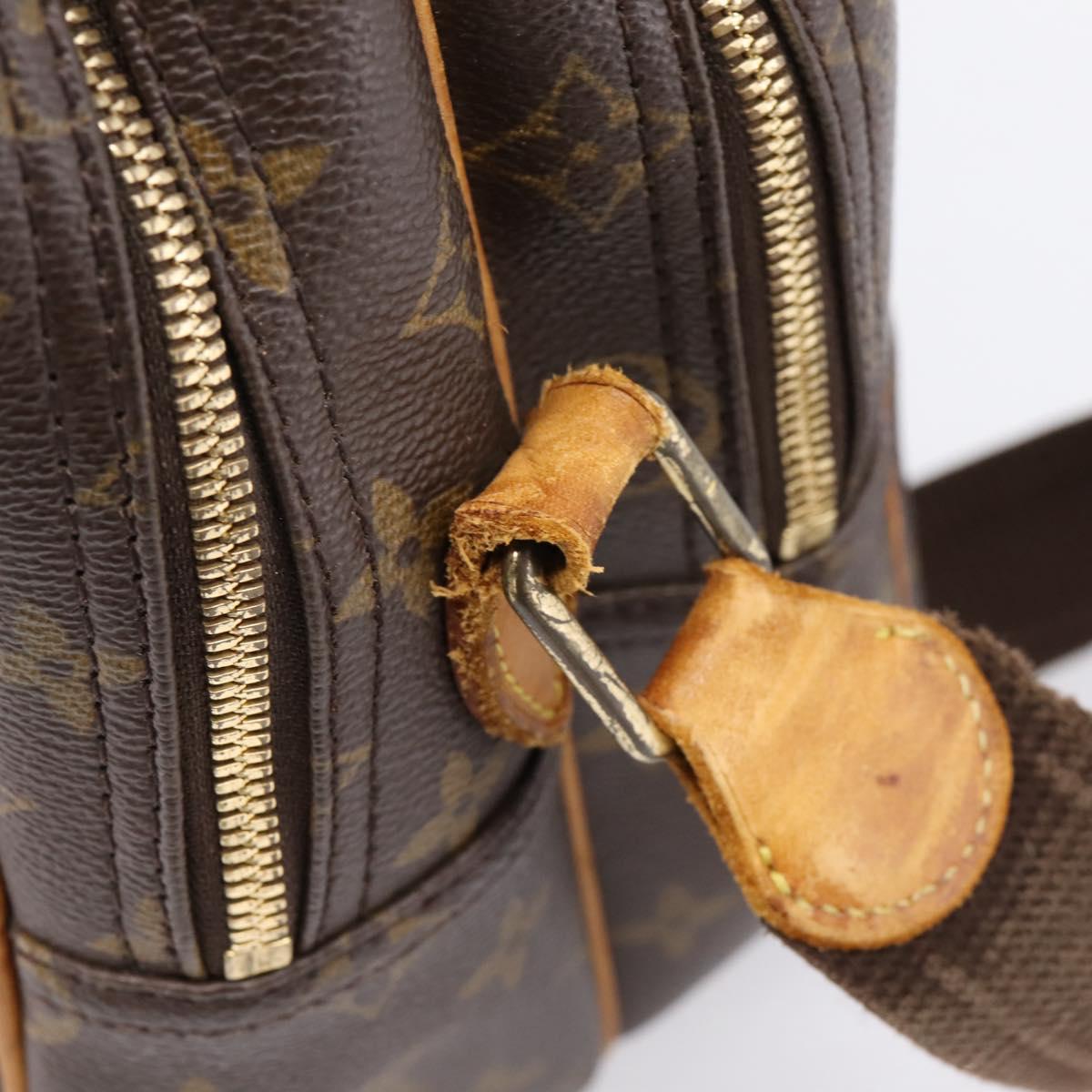 LOUIS VUITTON Monogram Reporter GM Shoulder Bag M45252 LV Auth bs37112