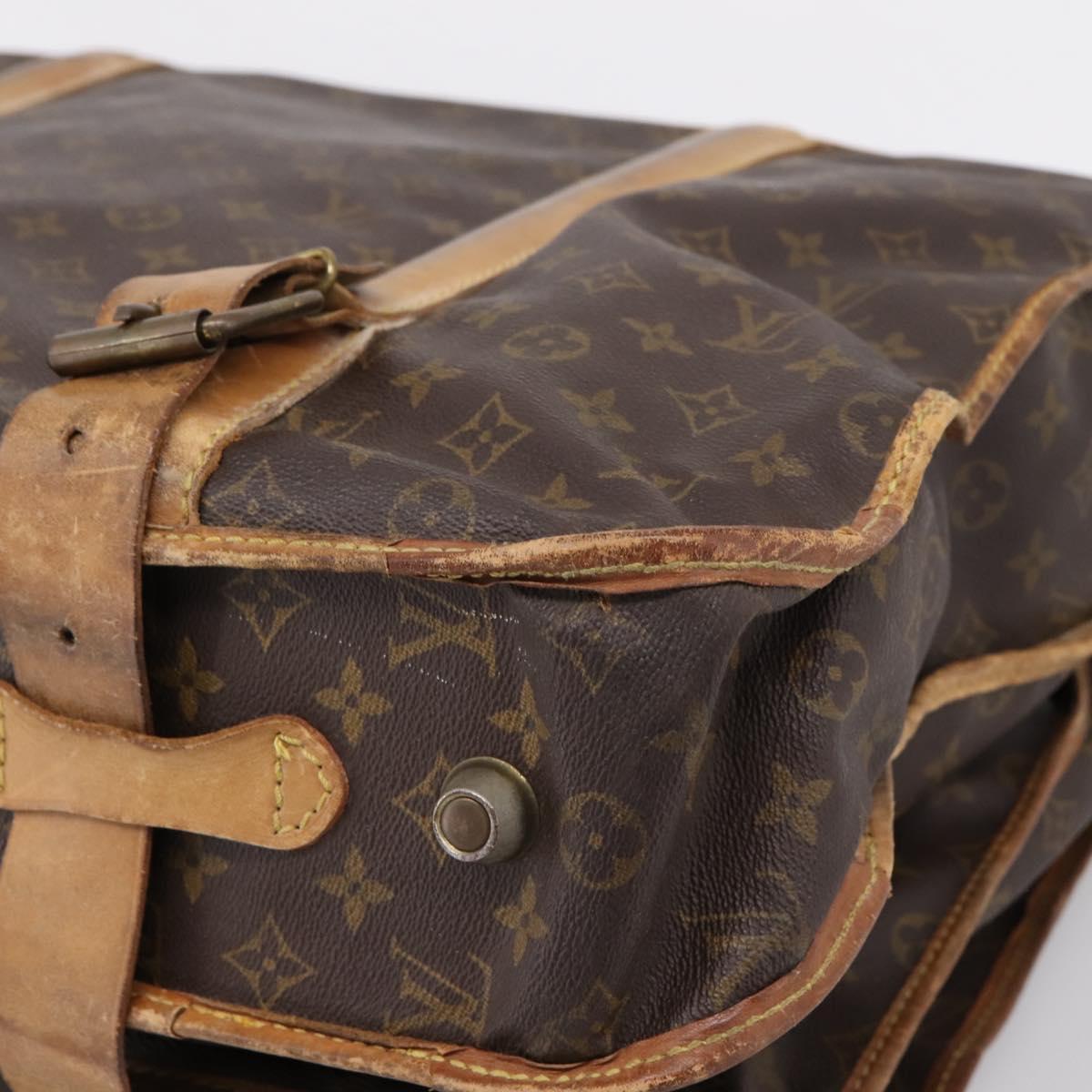 LOUIS VUITTON Monogram Suter Garment Cover M23522 LV Auth bs37183