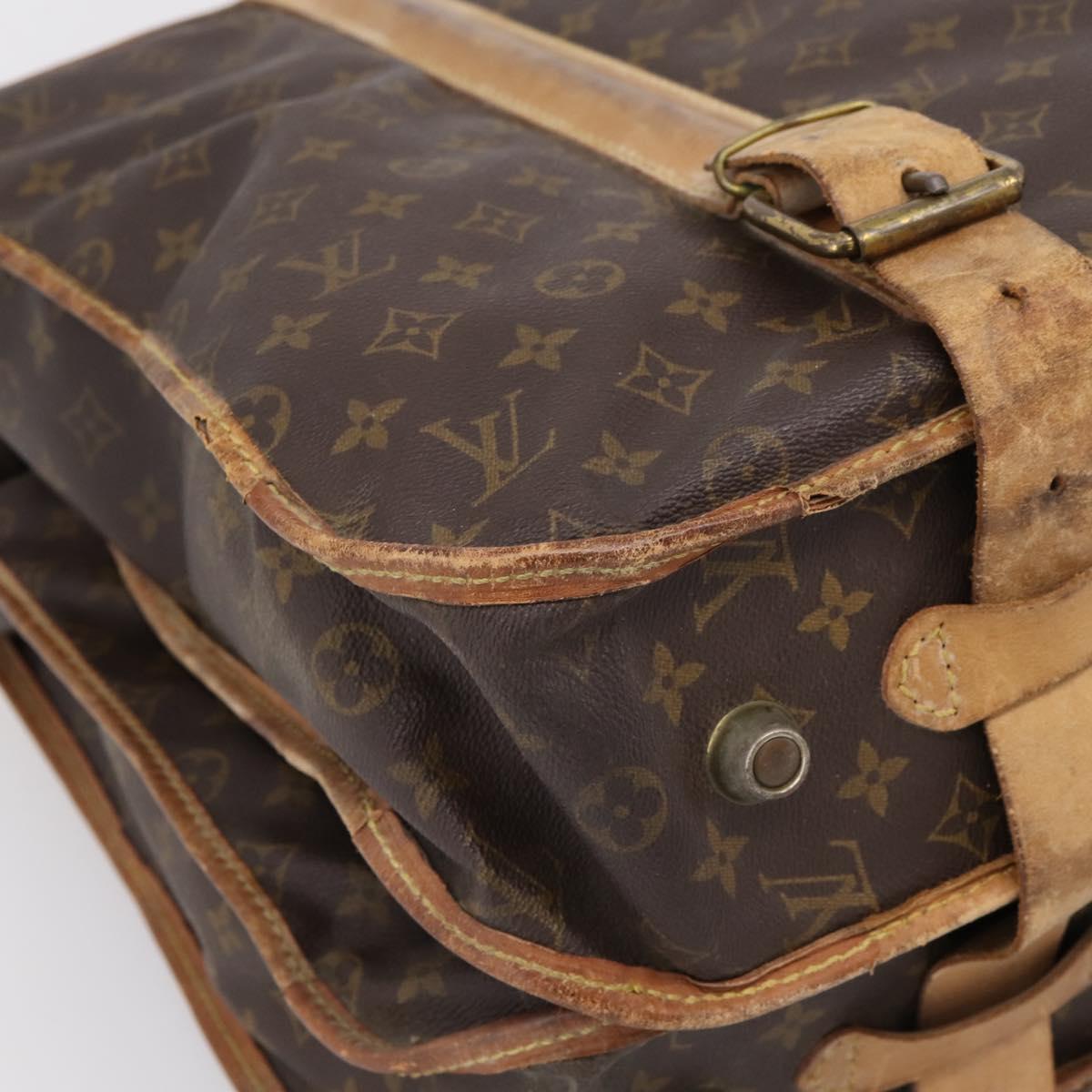 LOUIS VUITTON Monogram Suter Garment Cover M23522 LV Auth bs37183