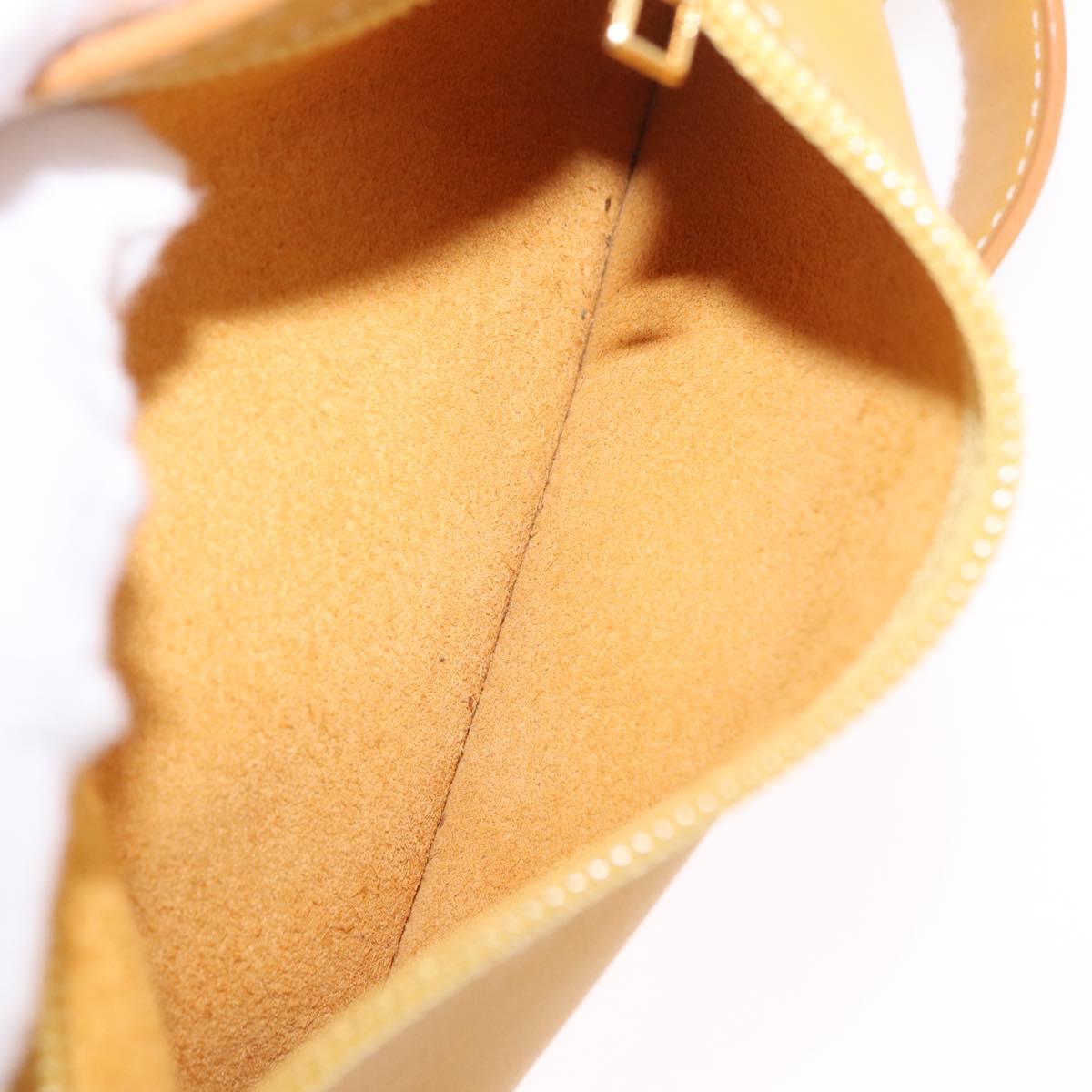 LOEWE Shoulder Bag Leather Beige Gold Auth bs37200A