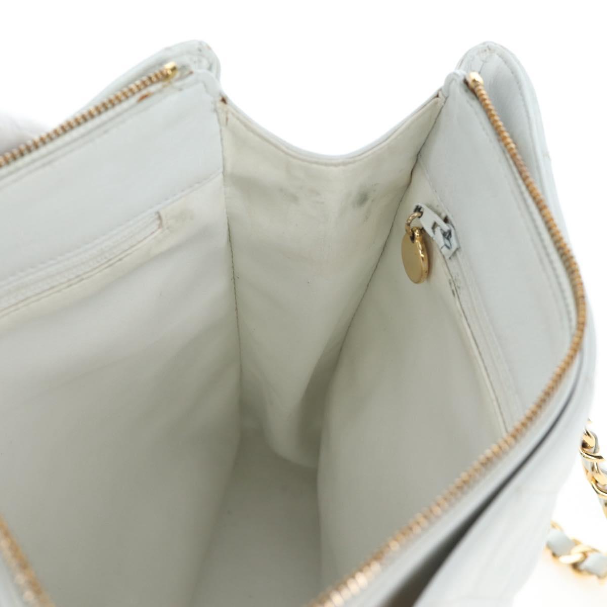 CHANEL Matelasse Chain Shoulder Bag Lamb Skin White Gold CC Auth bs37211