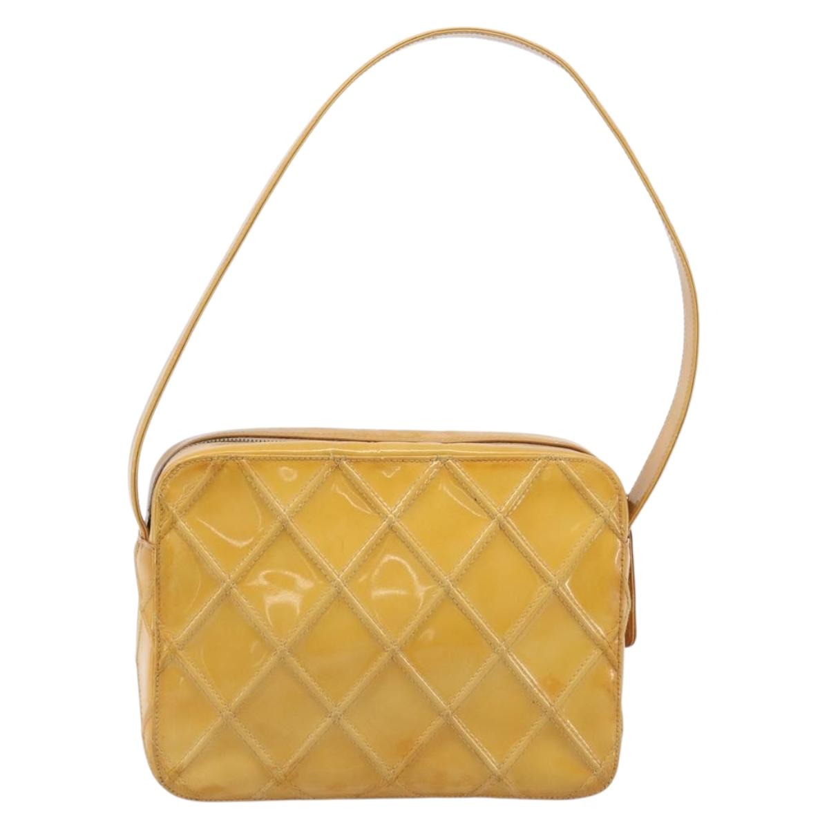 CHANEL Matelasse Shoulder Bag Patent leather Yellow Silver CC Auth bs37322