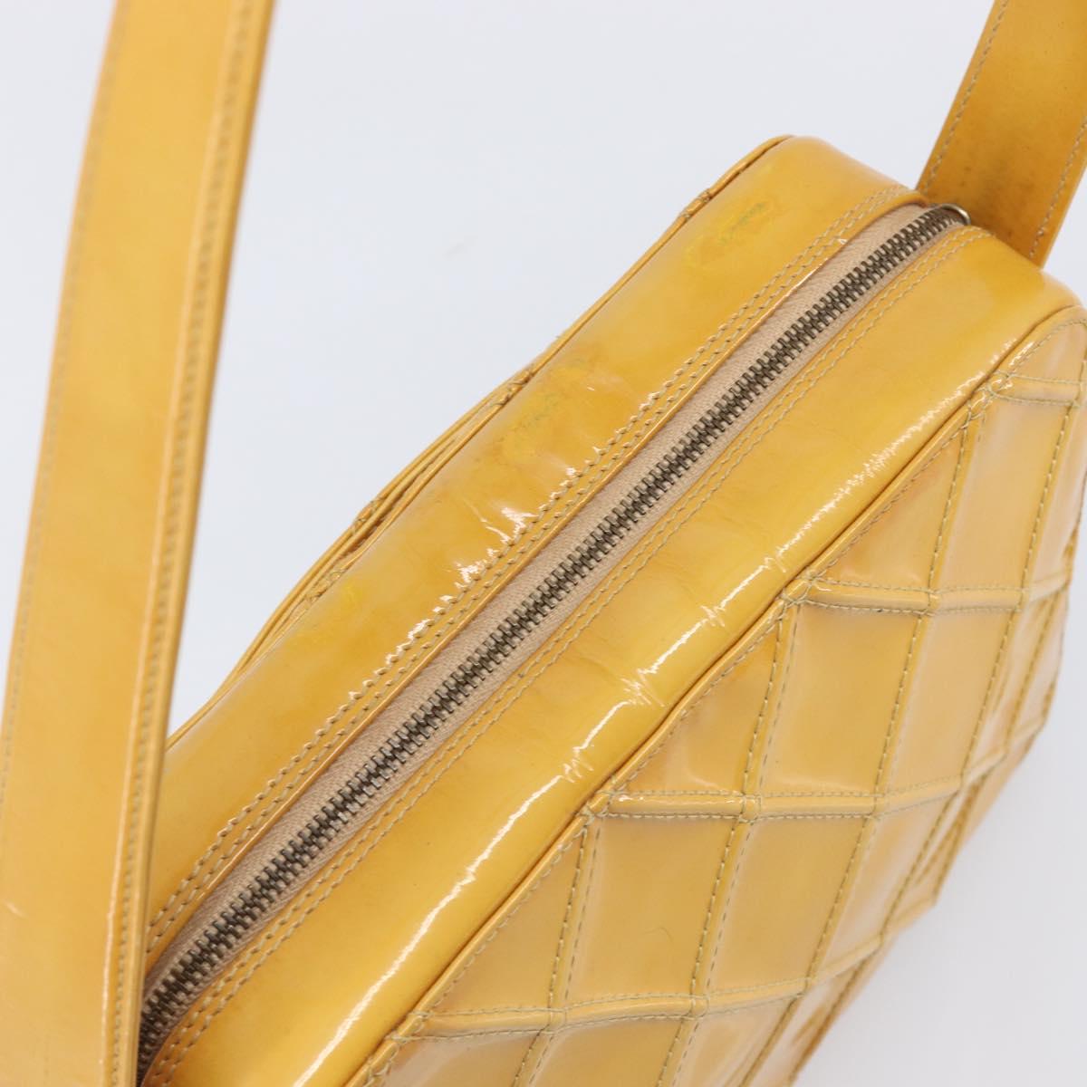 CHANEL Matelasse Shoulder Bag Patent leather Yellow Silver CC Auth bs37322