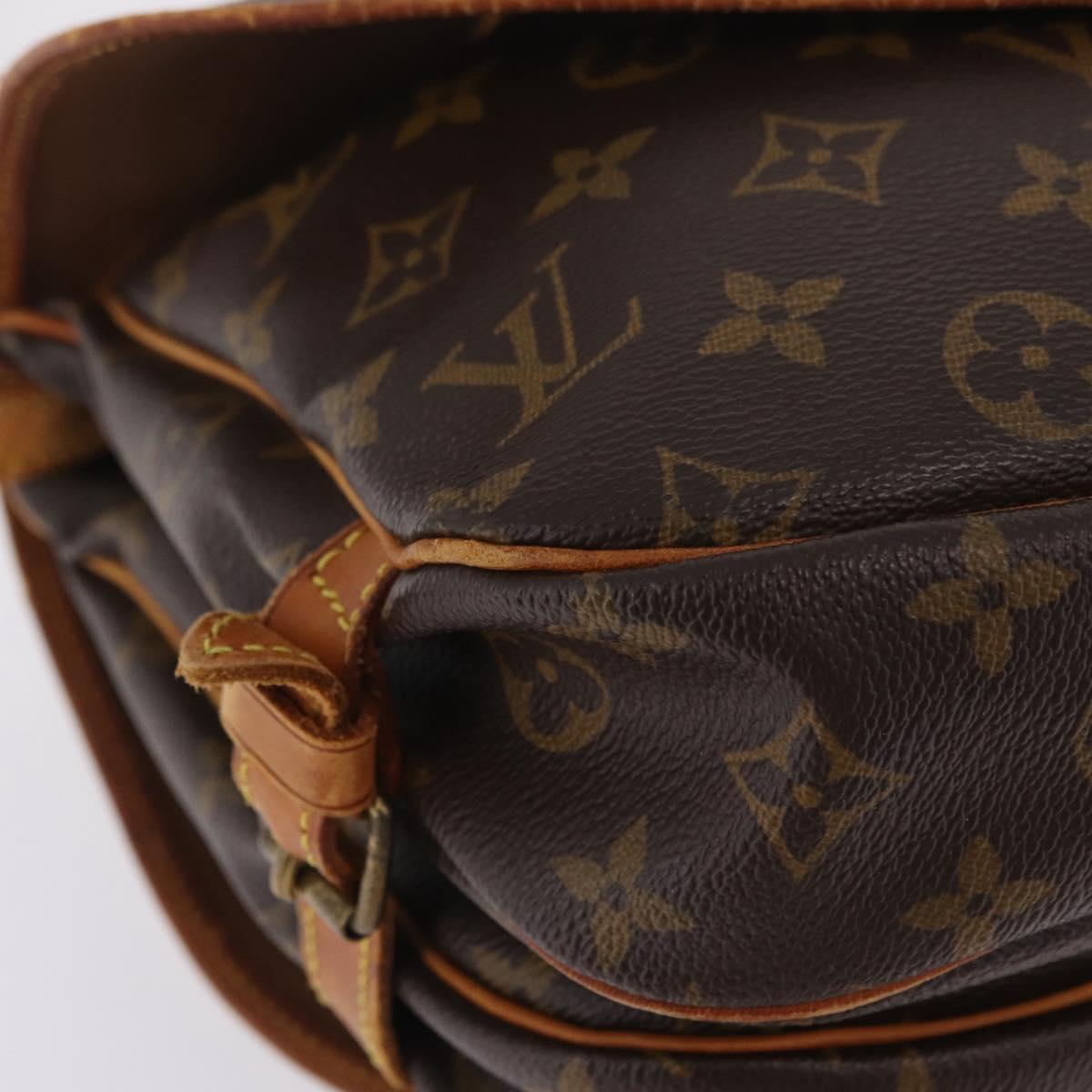LOUIS VUITTON Monogram Saumur 30 Shoulder Bag M42256 LV Auth bs37425