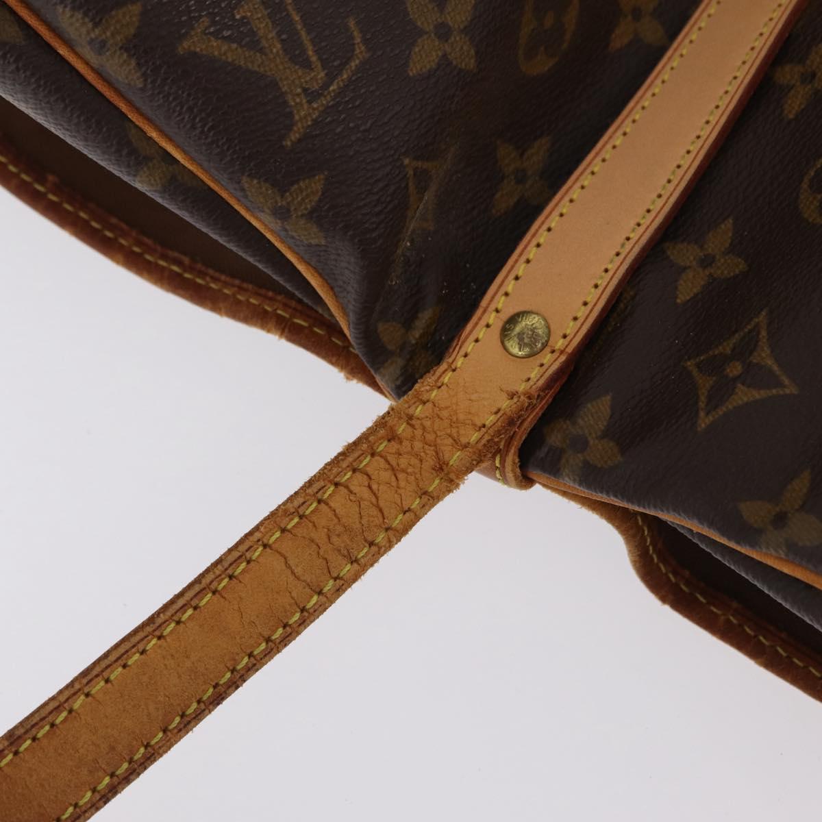 LOUIS VUITTON Monogram Saumur 30 Shoulder Bag M42256 LV Auth bs37425