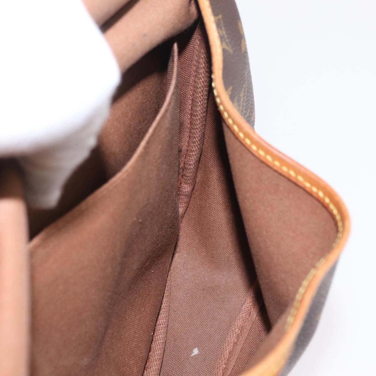 LOUIS VUITTON Monogram Saumur 30 Shoulder Bag M42256 LV Auth bs37425