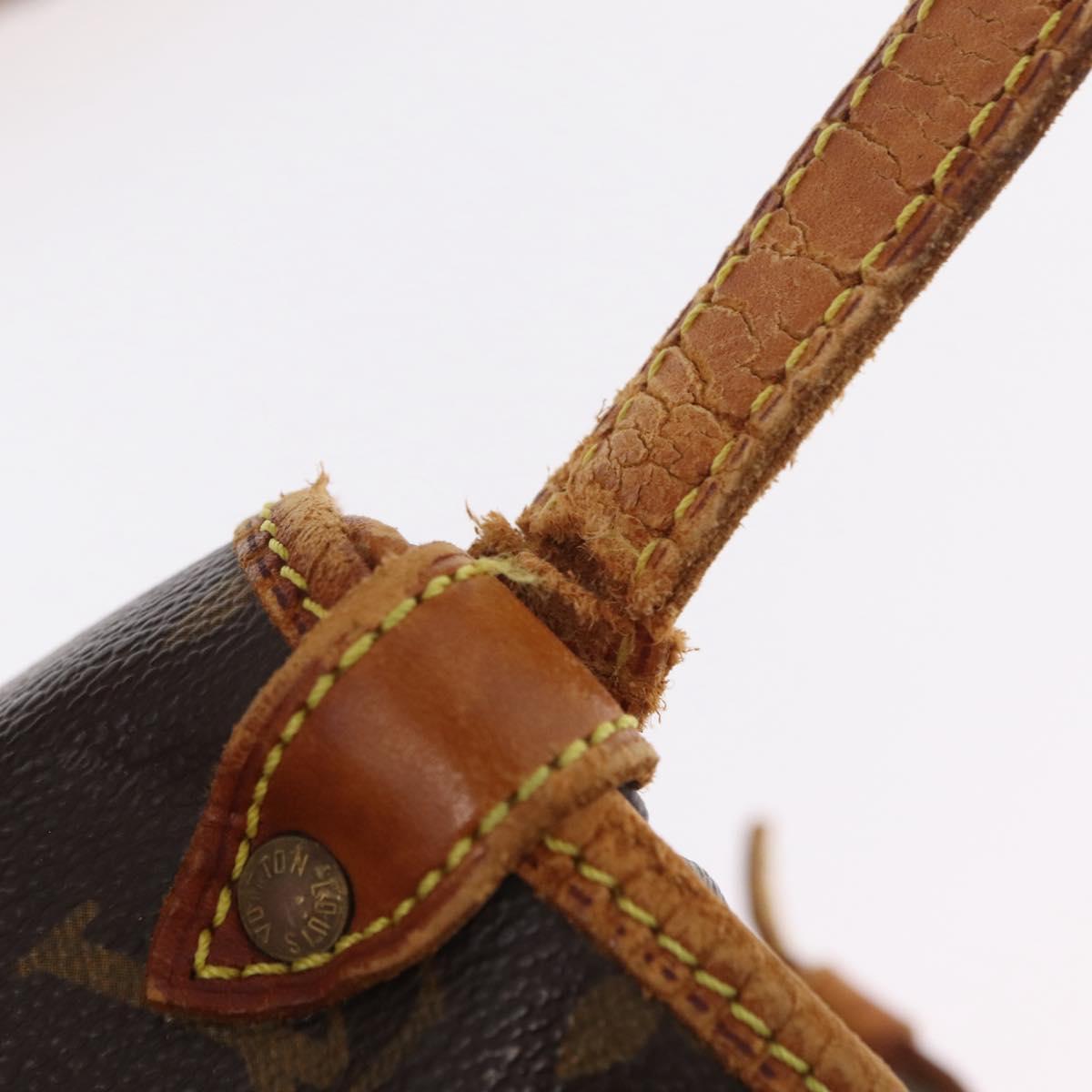 LOUIS VUITTON Monogram Saumur 30 Shoulder Bag M42256 LV Auth bs37425