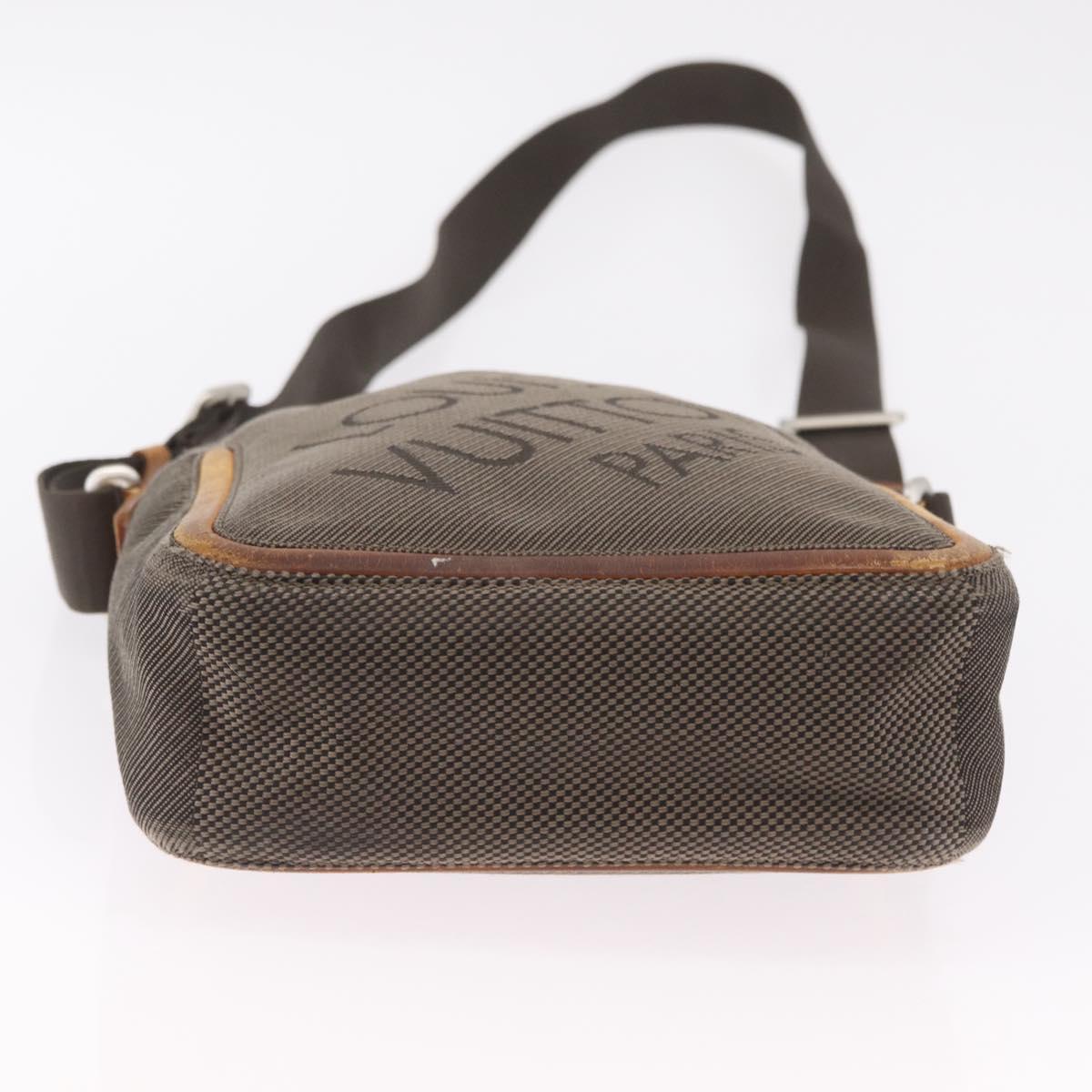 LOUIS VUITTON Vernis Damier Geant Shoulder Bag 2 Set Gris LV Auth bs37440