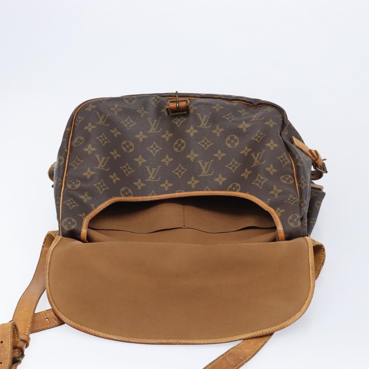 LOUIS VUITTON Monogram Saumur 35 Shoulder Bag M42254 LV Auth bs37607