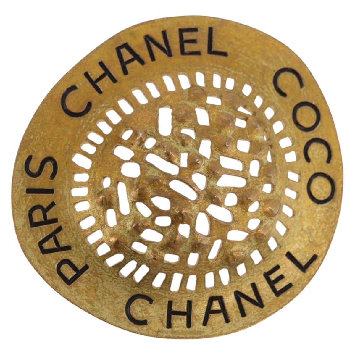 CHANEL Brooch metal Gold Tone CC Auth bs37626