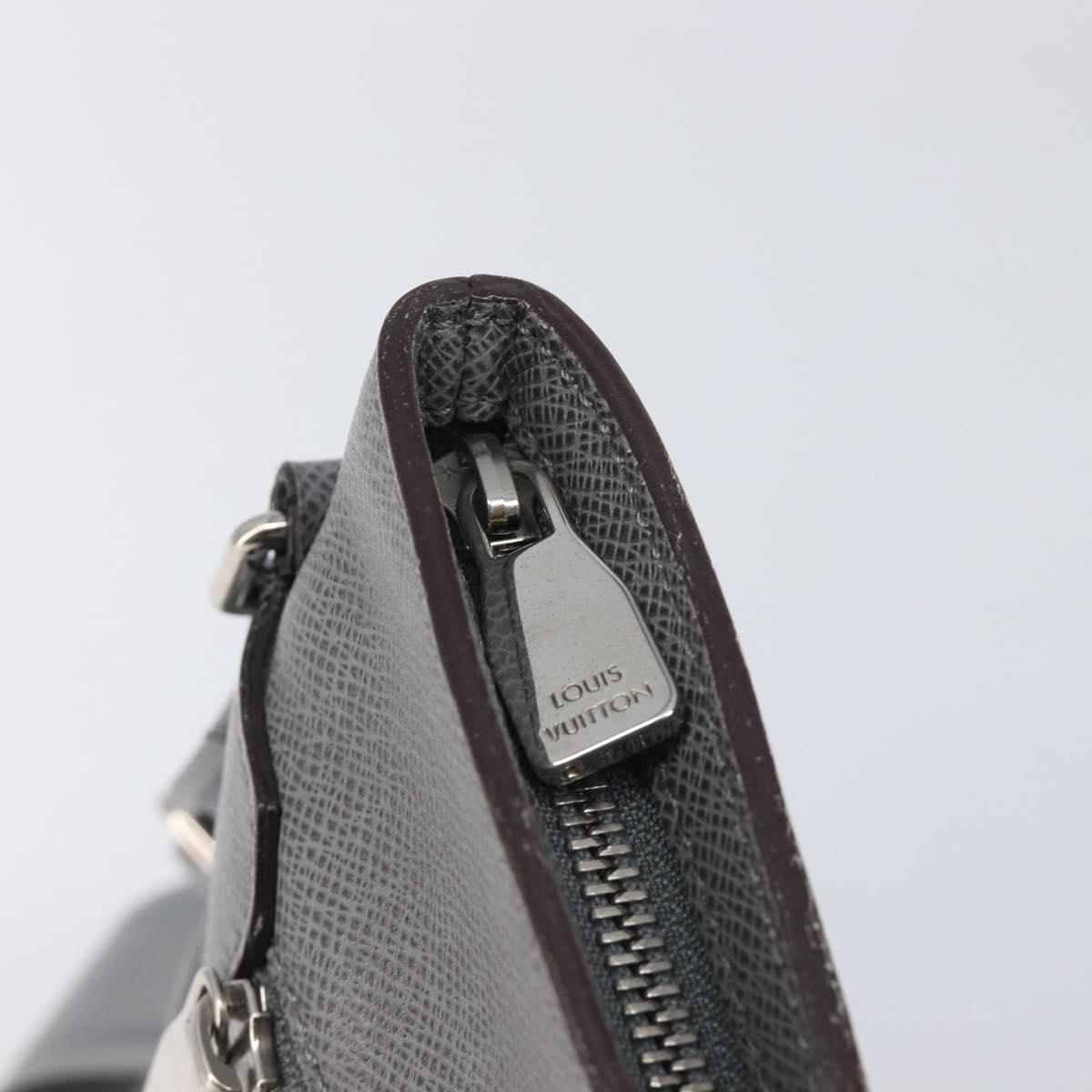 LOUIS VUITTON Taiga Sasha Shoulder Bag Gray M32630 LV Auth bs37771
