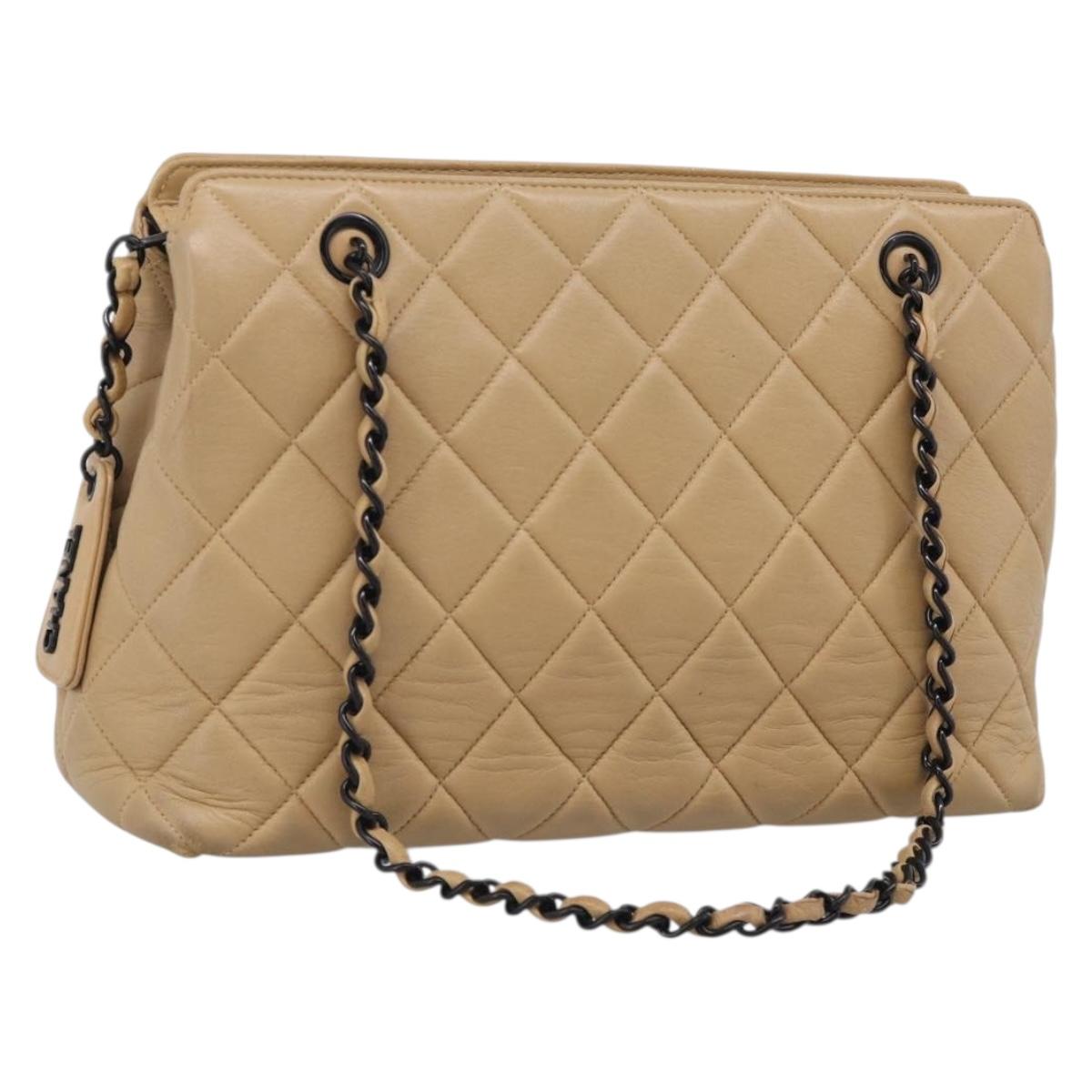 CHANEL Matelasse Chain Shoulder Bag Lamb Skin Beige Black CC Auth bs37825A