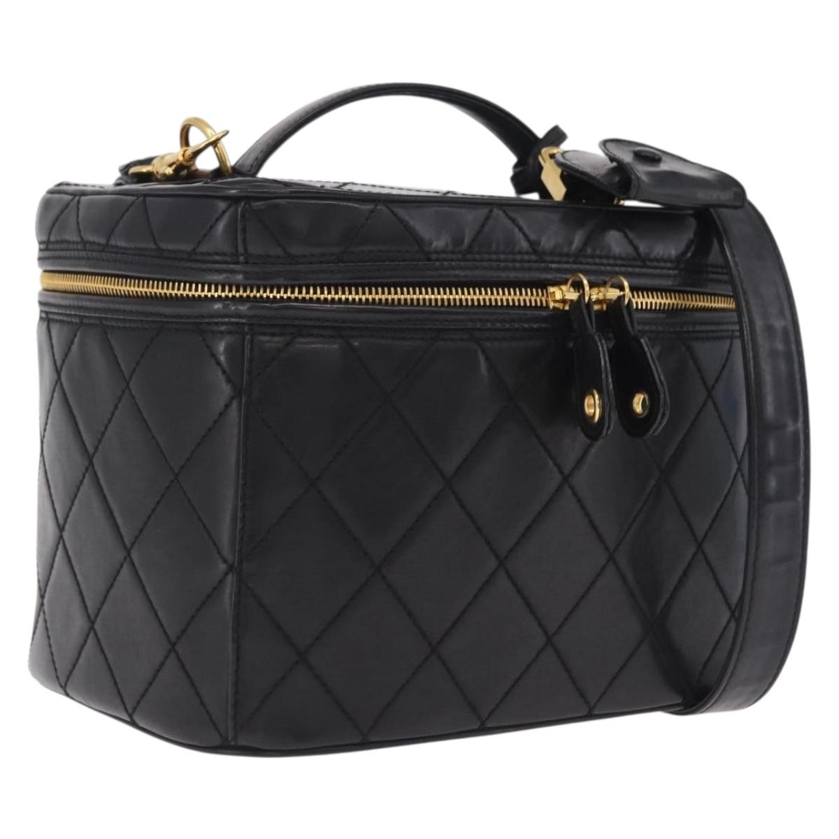 CHANEL Matelasse Vanity Shoulder Bag Patent 2way Black Gold CC Auth bs37870A