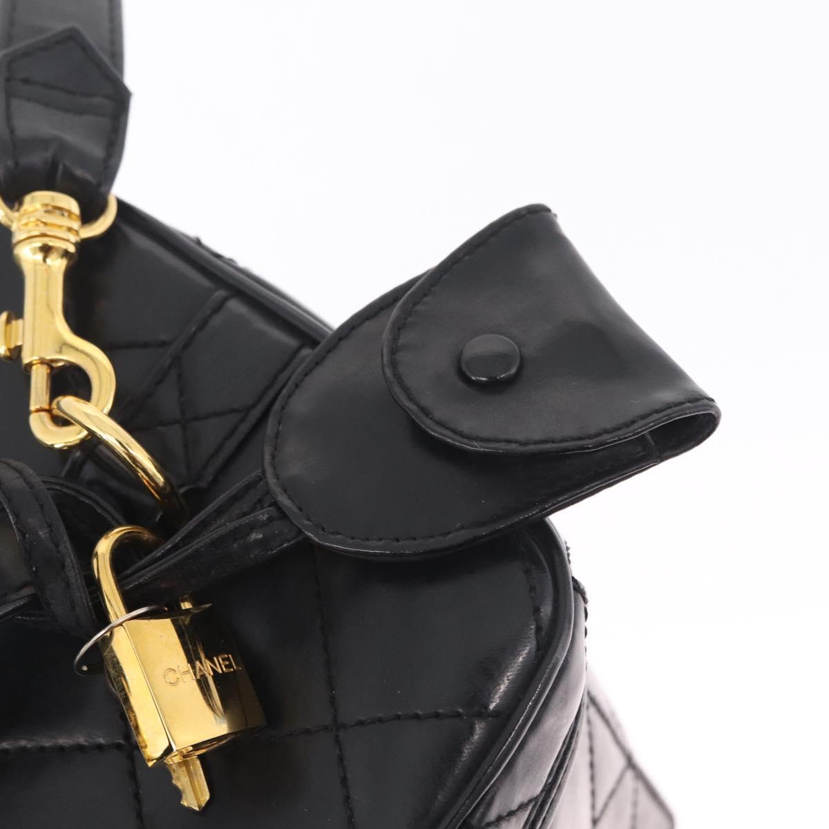CHANEL Matelasse Vanity Shoulder Bag Patent 2way Black Gold CC Auth bs37870A