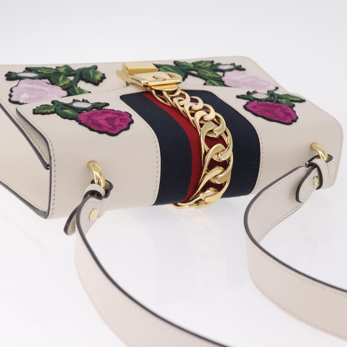 GUCCI Silvi Shoulder Bag Leather White Gold Tone 421882 Auth bs37879A