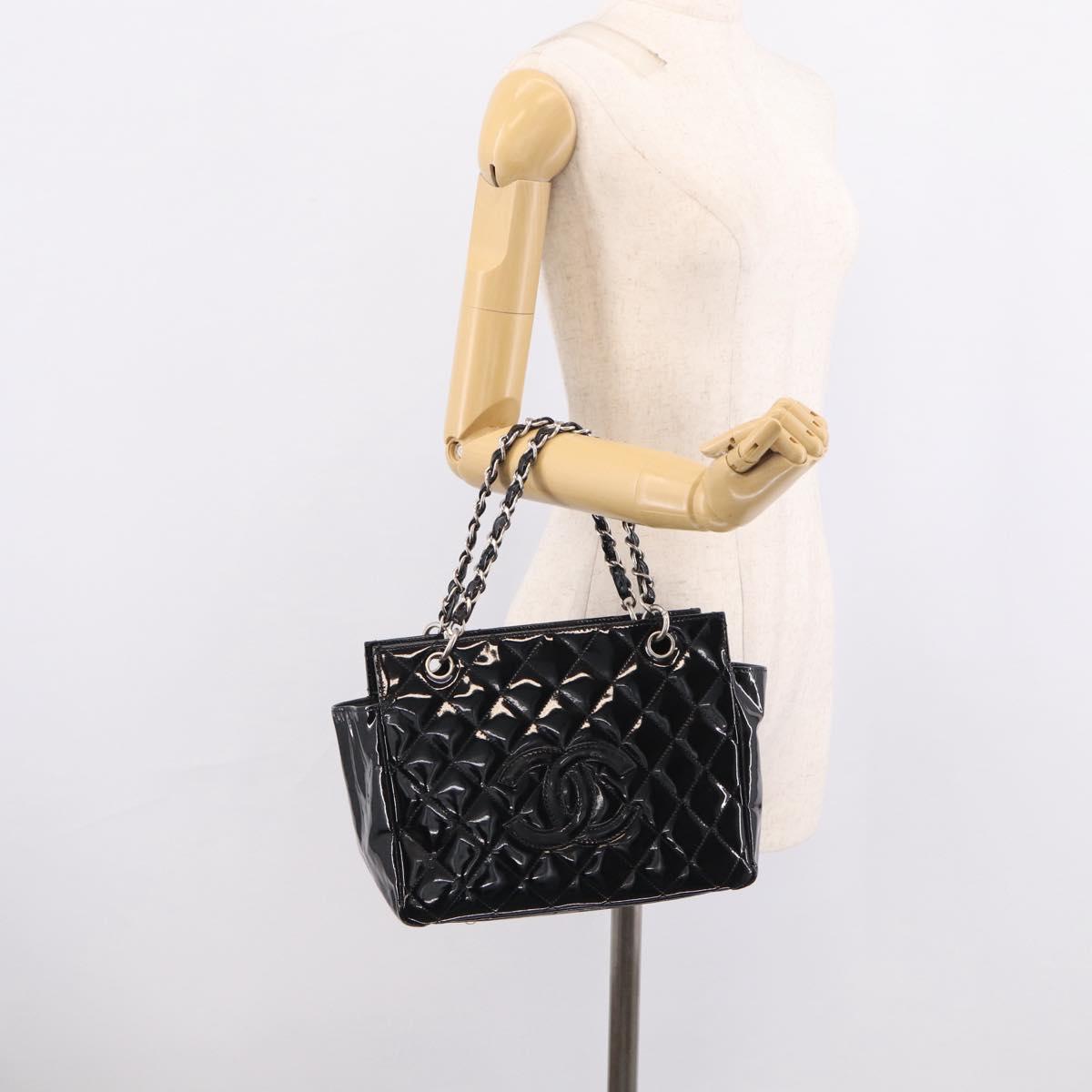 CHANEL Chain Matelasse Shoulder Bag Patent Leather Black Silver CC Auth bs38075