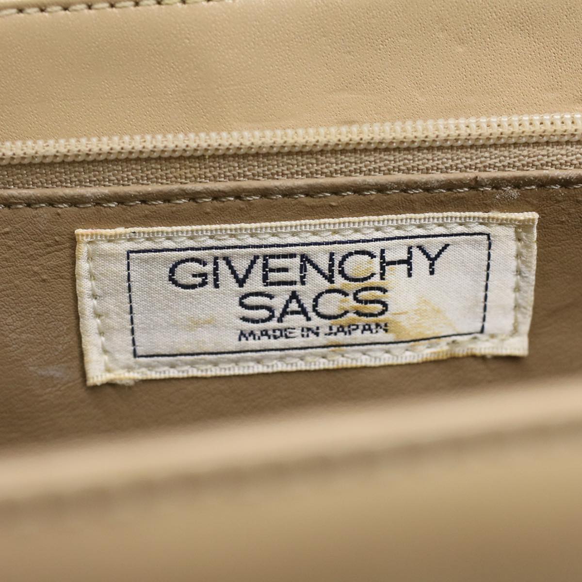 GIVENCHY Shoulder Bag Leather Beige Auth bs4125