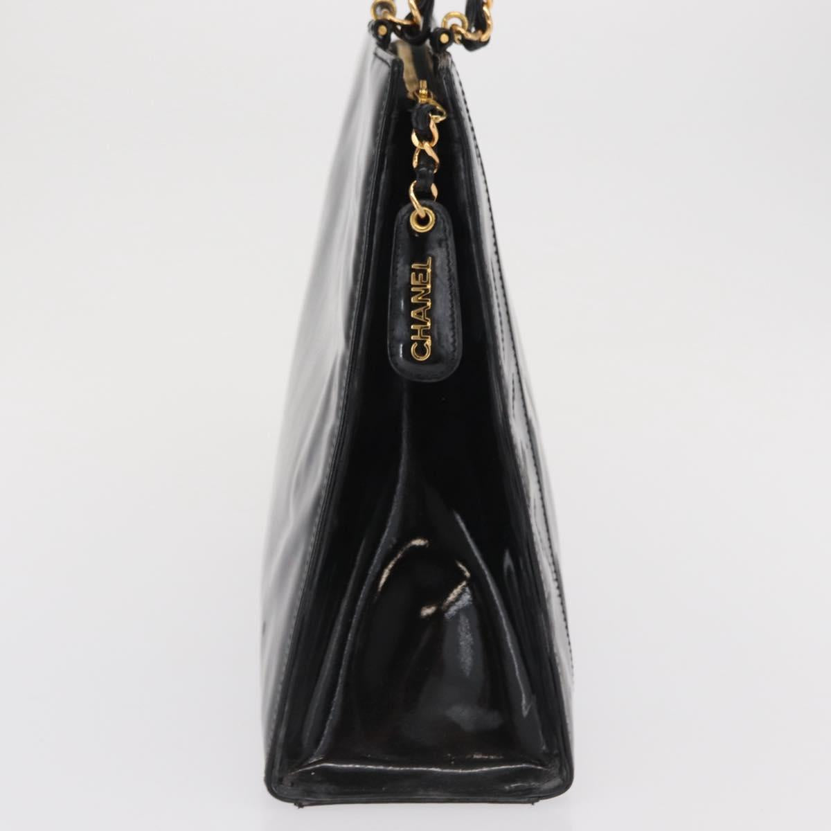 CHANEL Chain Shoulder Bag Patent leather Black CC Auth bs6435