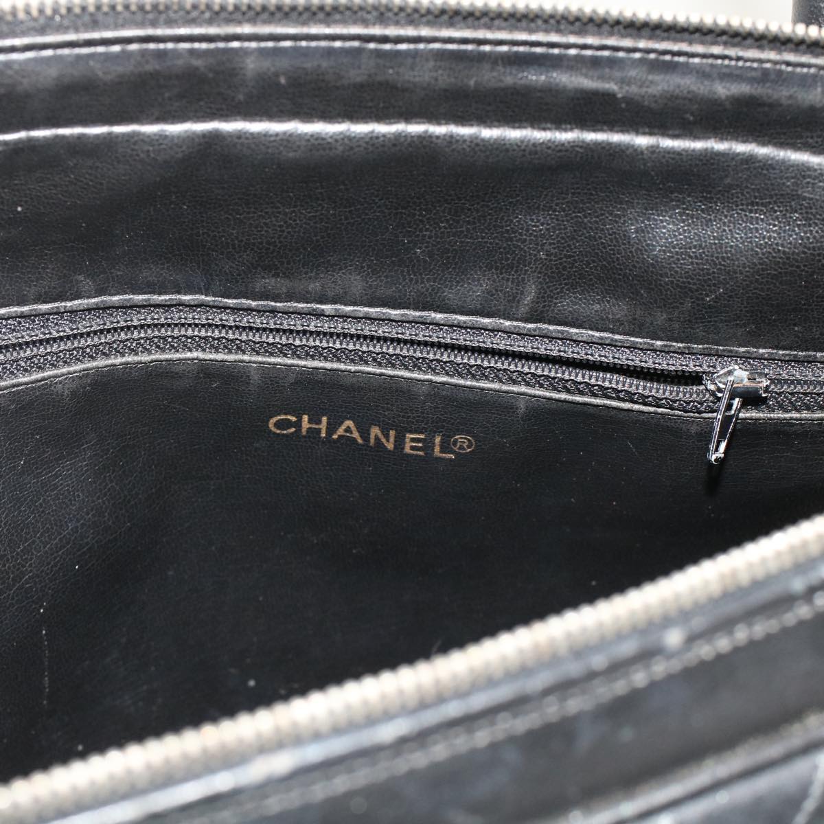 CHANEL V Stitch Hand Bag Leather Black CC Auth bs7027