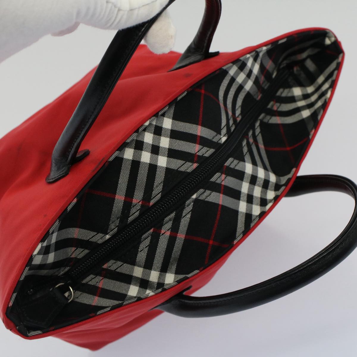 Burberrys Nova Check Blue Label Hand Bag Nylon Red Auth bs7581