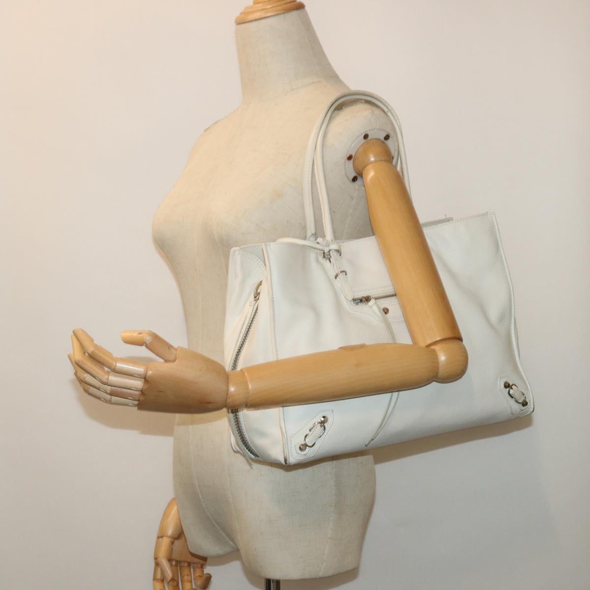 BALENCIAGA Paper Hand Bag Leather White 432596 Auth bs7729