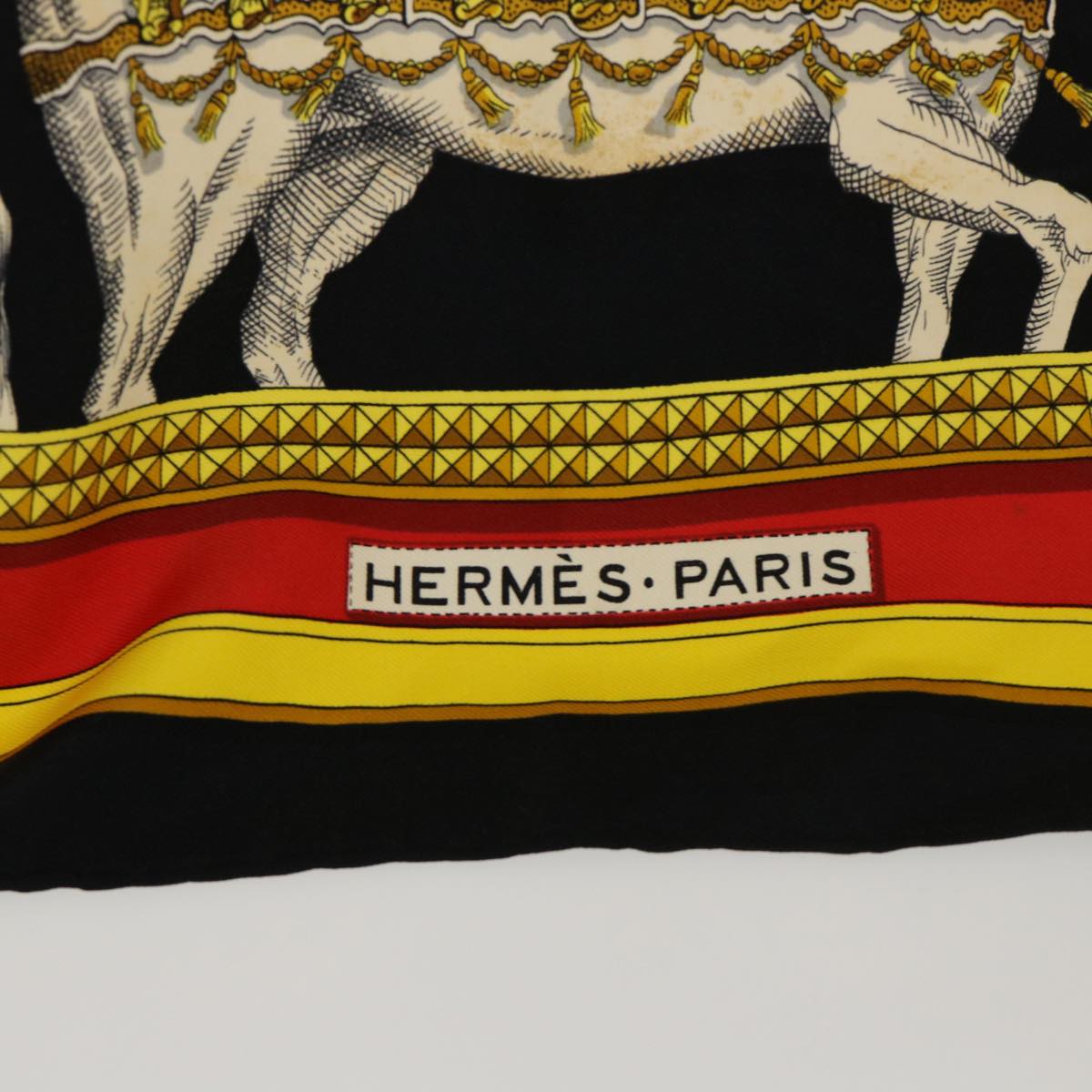 HERMES Carre 90 GRAND APPART Scarf Silk Red Black yellow Auth bs7740