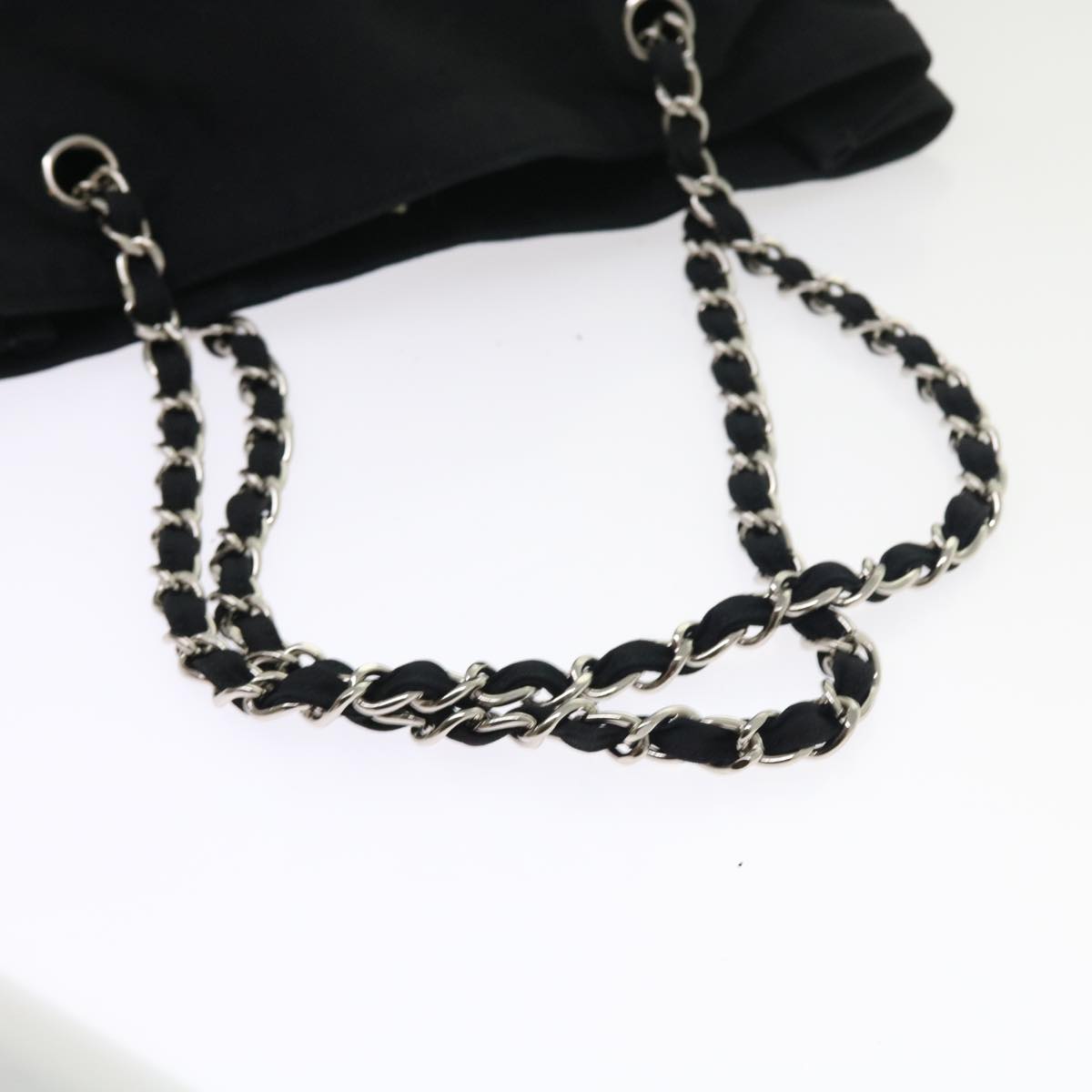 CHANEL Chain Shoulder Bag Patent leather Black CC Auth bs8271