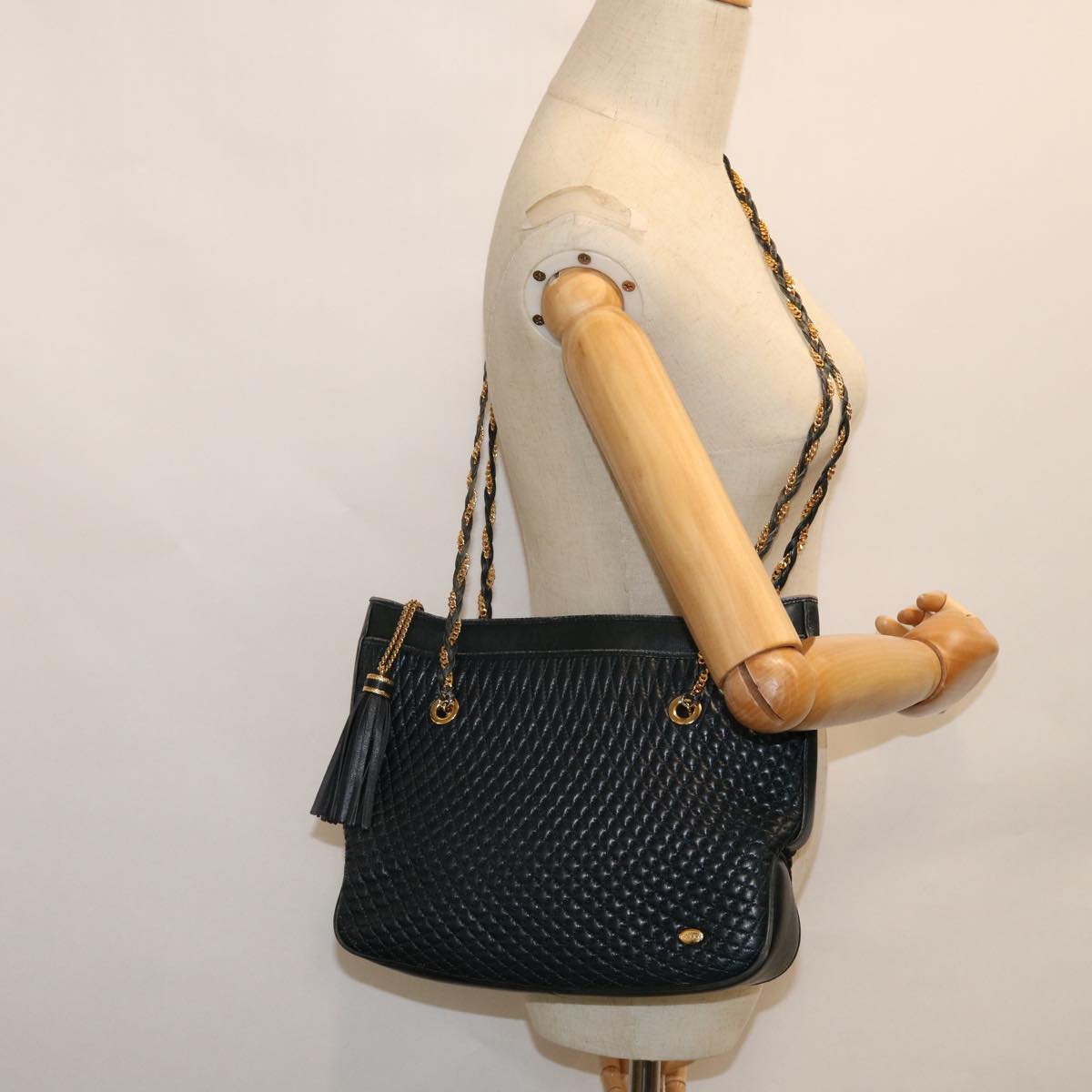 BALLY Quilted Chain Shoulder Bag Leather Navy Auth bs8314