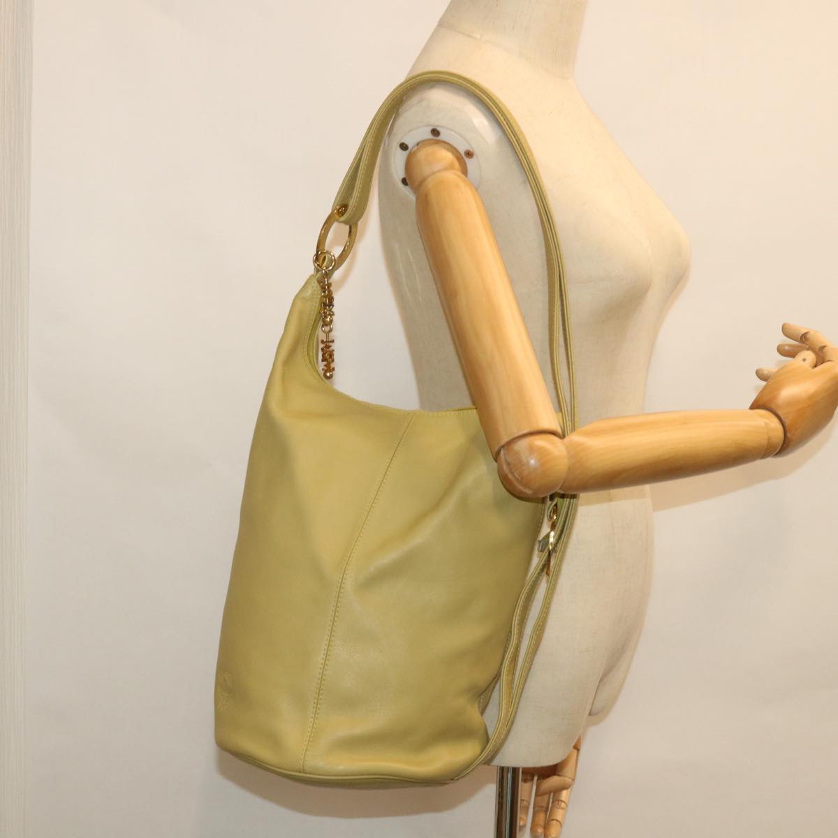 MCM Shoulder Bag Leather Beige Auth bs8704