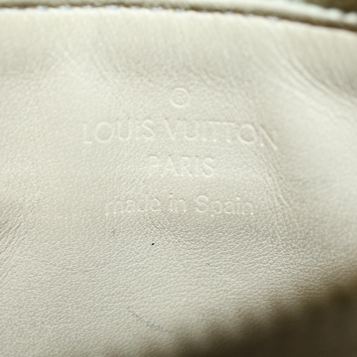 LOUIS VUITTON Vernis Pochette Cle NM Coin Purse Beige M91763 LV Auth bs8720