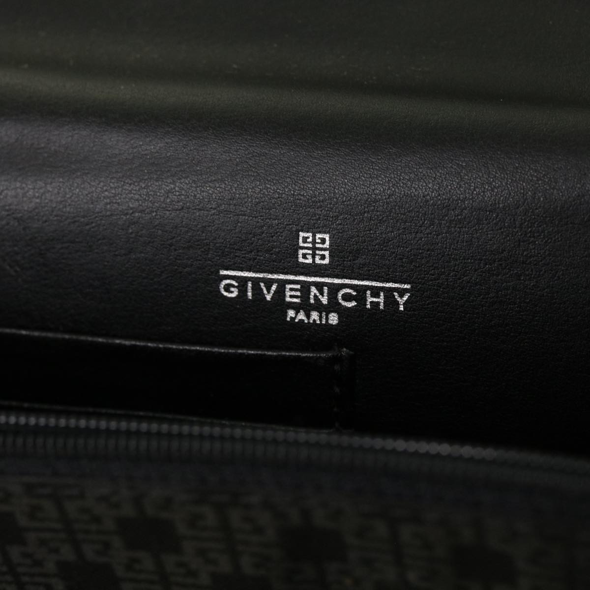 GIVENCHY Clutch Bag Leather Black Auth bs8725